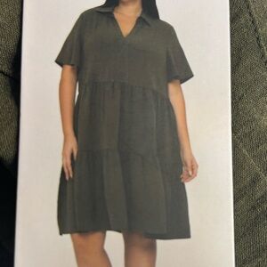 Tahari Large Green Dress